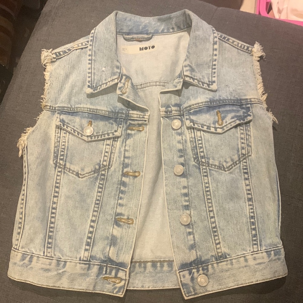 Sleeveless jean jacket/vest
